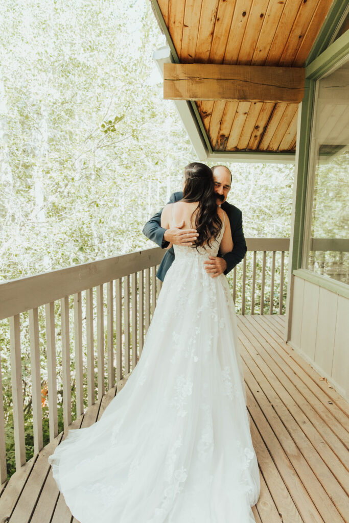 maroon bells wedding photos, maroon bells elopement, mountain elopement inspiration, aspen wedding, wedding ceremony photos, mountain wedding inspiration, elopement inspiration, colorado wedding, wedding photographer, aspen wedding photographer, aspen wedding photos, aspen wedding photos, maroon bells elopement photos, maroon bells amphitheater wedding photos, bride and groom photos, wedding dress inspo, destination wedding photographer, elopement photographer