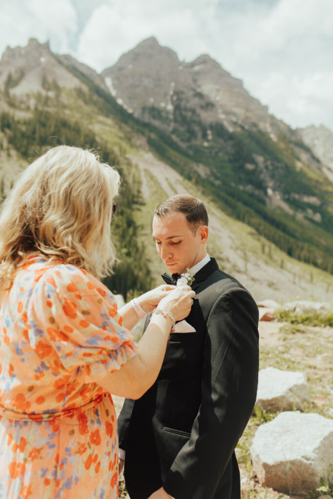 maroon bells wedding photos, maroon bells elopement, mountain elopement inspiration, aspen wedding, wedding ceremony photos, mountain wedding inspiration, elopement inspiration, colorado wedding, wedding photographer, aspen wedding photographer, aspen wedding photos, aspen wedding photos, maroon bells elopement photos, maroon bells amphitheater wedding photos, bride and groom photos, wedding dress inspo, destination wedding photographer, elopement photographer