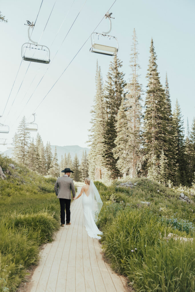 alta lodge wedding photos, mountain wedding, mountain wedding venue, big cottonwood canyon wedding, sundance mountain resort wedding, alta mountain resort wedding, snowbird resort wedding, albion basin wedding photos, jackson hole wedding photographer, banff elopement photographer, maroon bells amphitheater wedding in aspen colorado